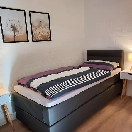 2 Unter Den Eichen *