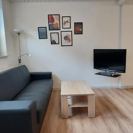 2 Unter Den Eichen * Barum (Uelzen)