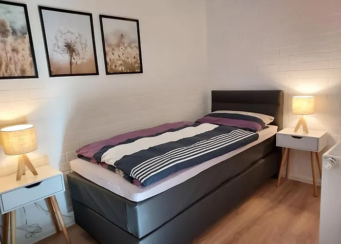 2 Unter Den Eichen *